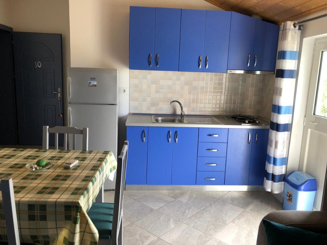 Doci Seven Apartment Velipoje