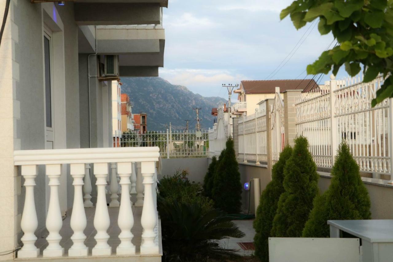 Doci Seven Apartment *